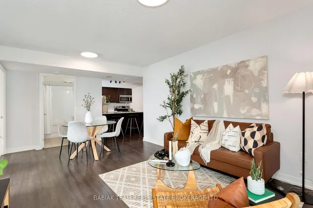 Additional image 7 of 816 Lansdowne Ave Unit 517