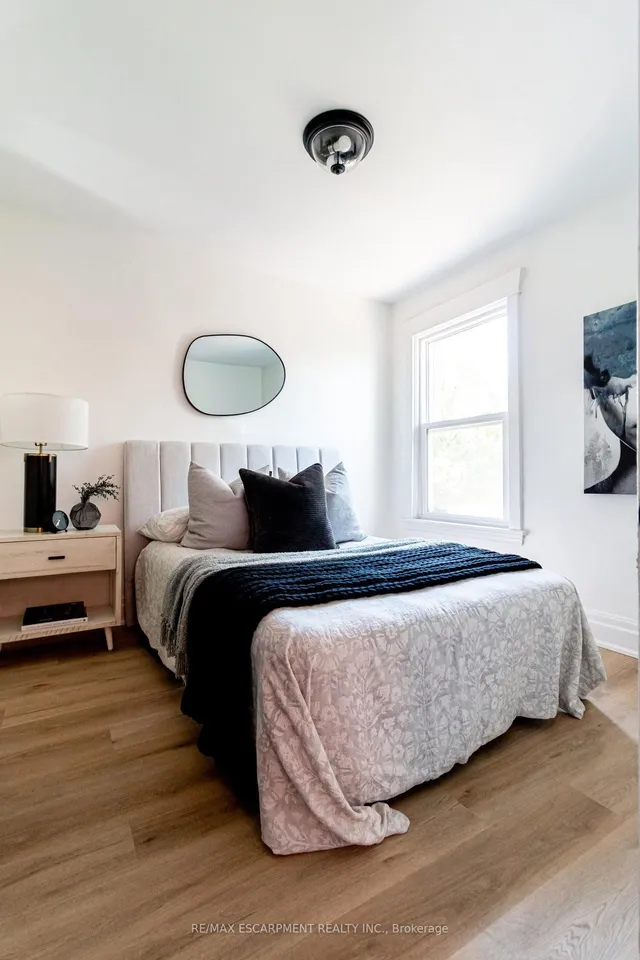 Additional image 29 of 30 Cedar Ave