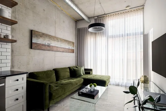 Additional image 5 of 369 Sorauren Ave Unit 402