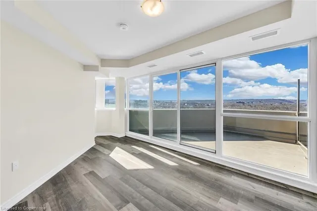 Additional image 32 of 2750 King St Unit 706