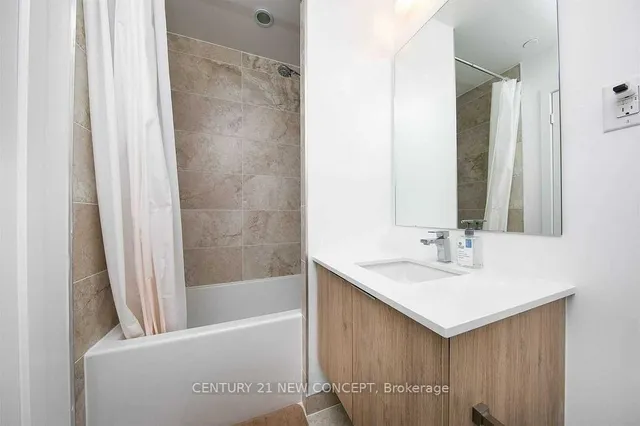 Additional image 16 of 120 Parliament St Unit TH101