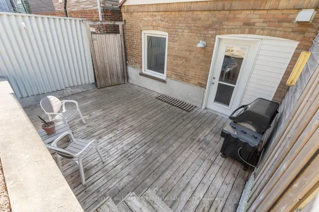 Additional image 38 of 1370 Davenport Rd