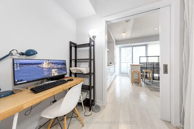 Additional image 3 of 2221 Yonge St Unit 3511