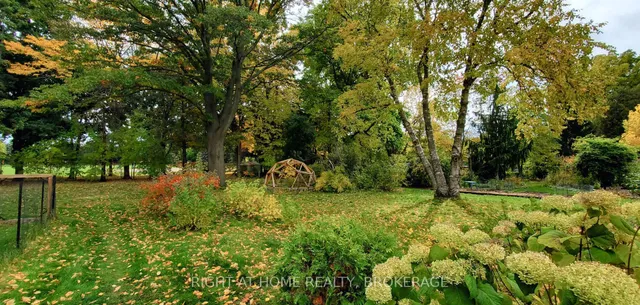 Additional image 23 of 704 Cedar Ave