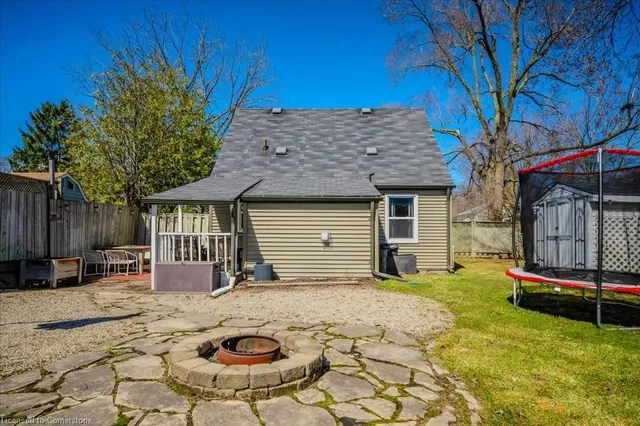 Additional image 42 of 91 Glen Rd