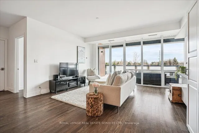 Additional image 5 of 3028 Creekshore Common N/A Unit 105