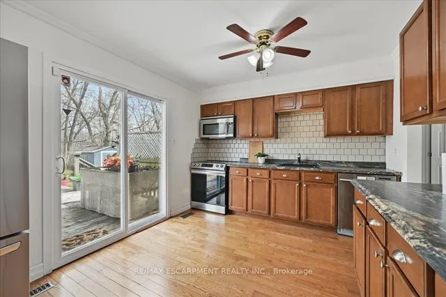 Additional image 13 of 2251 Ingersoll Dr