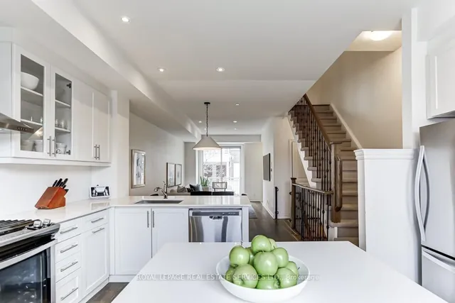 Additional image 9 of 80 Eastwood Park Gdns Unit 7
