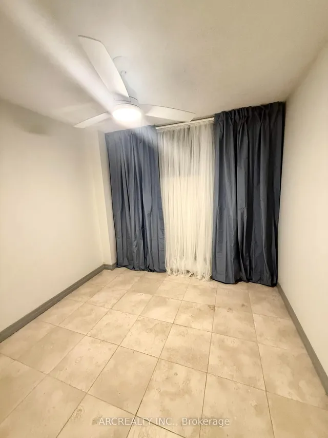 Additional image 31 of 4673 Jane St Unit 1007