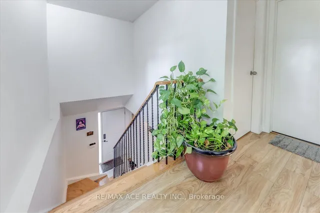 Additional image 13 of 1121 Sandhurst Circ Unit 20