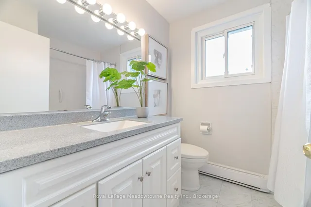 Additional image 30 of 204 Bousfield Cres