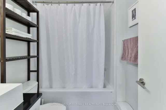 Additional image 18 of 103 The Queensway N/A Unit 2708