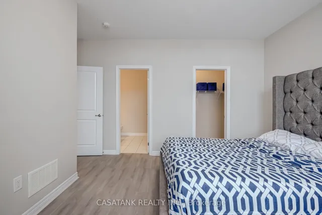 Additional image 42 of 359 North Park Blvd