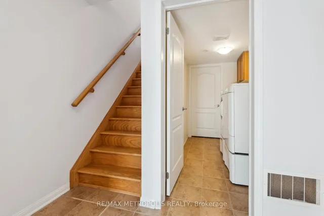 Additional image 5 of 54 Howe Ave