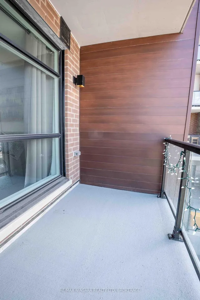 Additional image 34 of 600 North Service Rd Unit 202