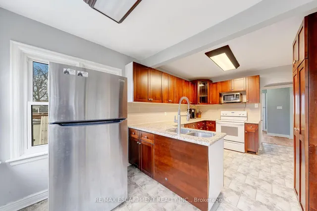 Additional image 16 of 21 Duff St