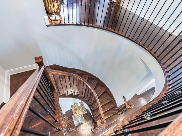 Additional image 20 of 22 WOODVALLEY Dr