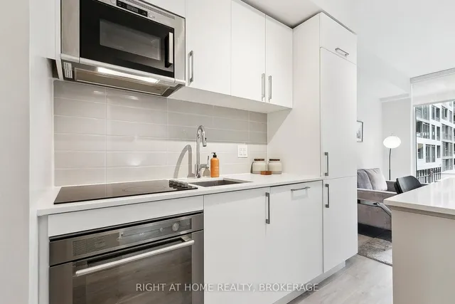 Additional image 12 of 576 Front St Unit 302E