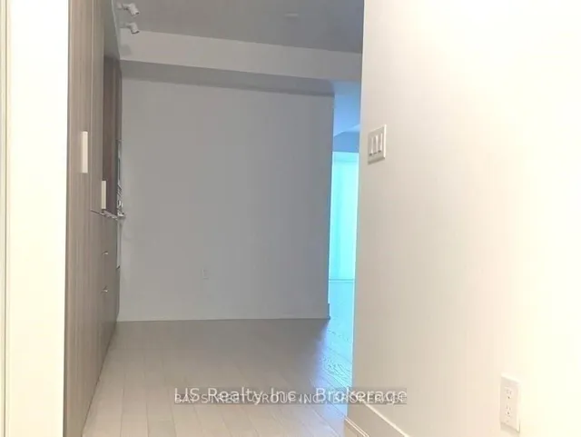 Additional image 5 of 955 Bay St Unit 1618