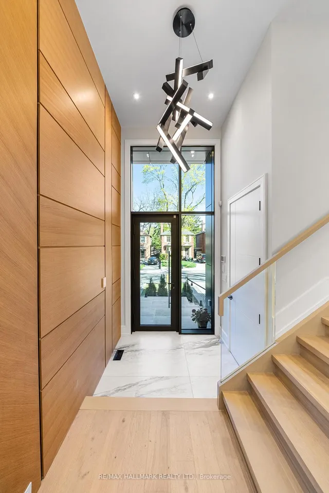 Additional image 4 of 118 Airdrie Rd