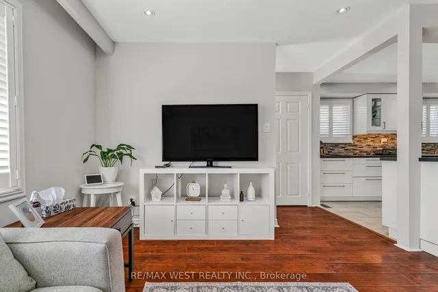 Additional image 22 of 2229 Promenade Crt