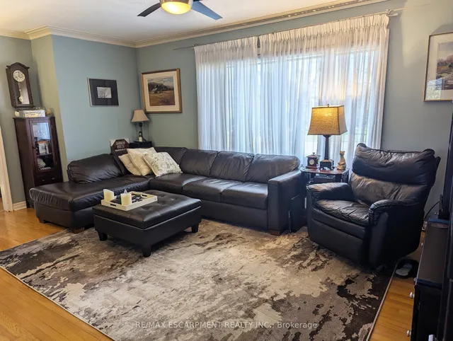 Additional image 3 of 35 Marcia Ave