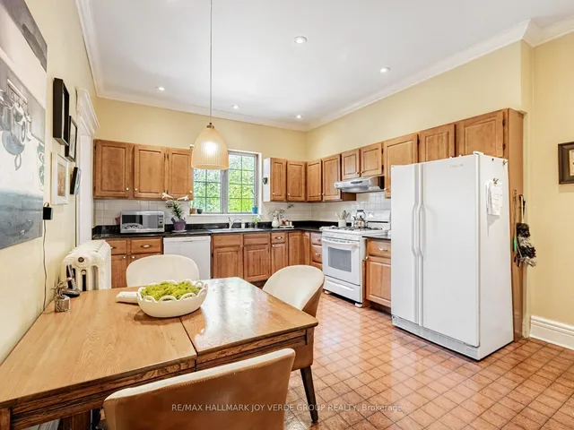 Additional image 9 of 124 Delaware Ave