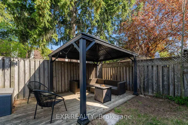 Additional image 42 of 380 Woodlawn Cres