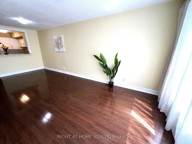 Additional image 8 of 92 King St Unit 403