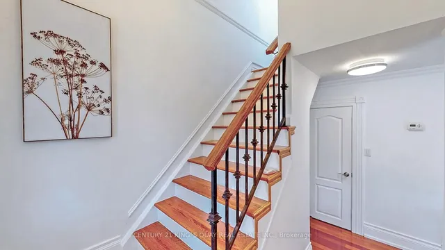 Additional image 26 of 21 Rialto Dr