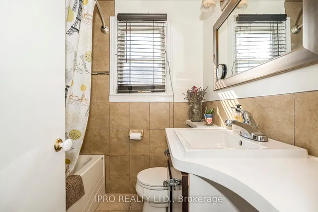 Additional image 14 of 5 Westbourne Ave