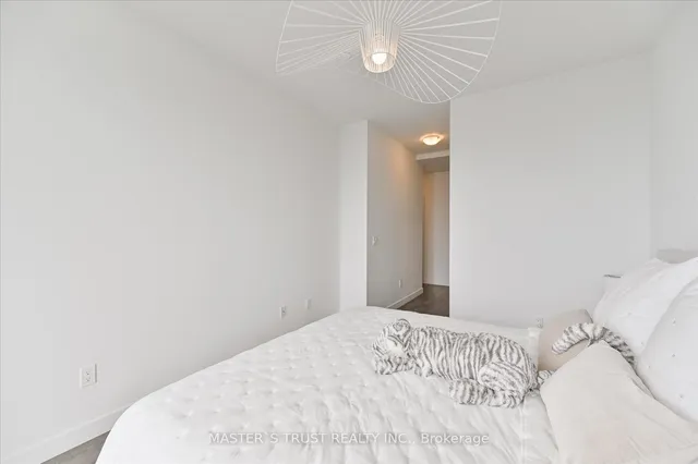 Additional image 19 of 8 Eglinton Ave Unit Ph 5801