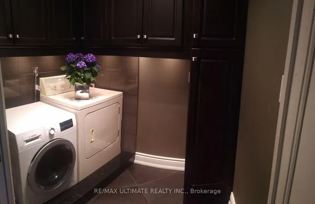 Additional image 19 of 527 Ravineview Way