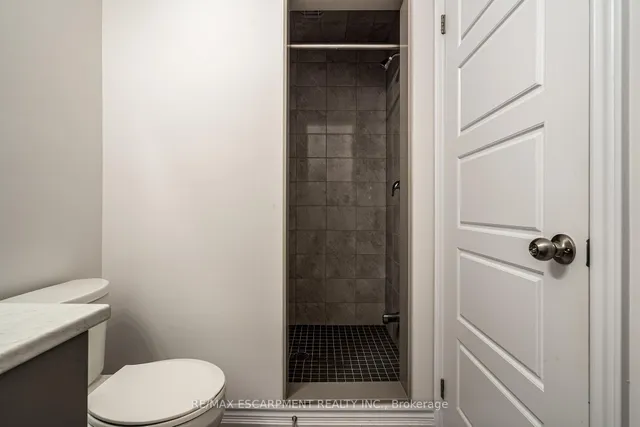 Additional image 11 of 70 Dewberry Dr