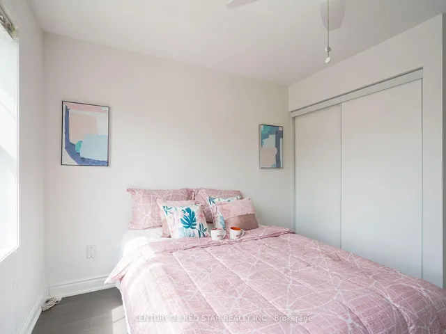 Additional image 31 of 1144 Barclay Circ