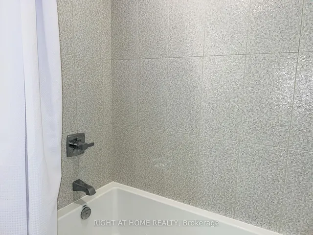 Additional image 12 of 20 Inn On The Park Dr Unit 1737