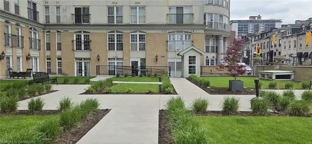 Additional image 38 of 135 James St Unit 1112