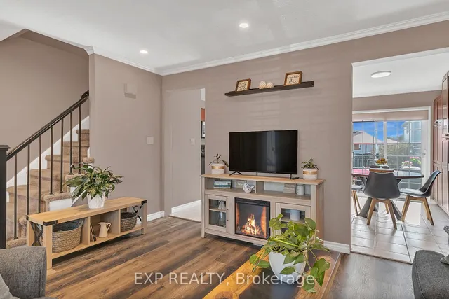 Additional image 11 of 102 Connelly Dr