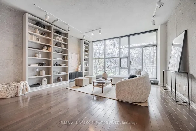 Additional image 4 of 20 Niagara St Unit 202