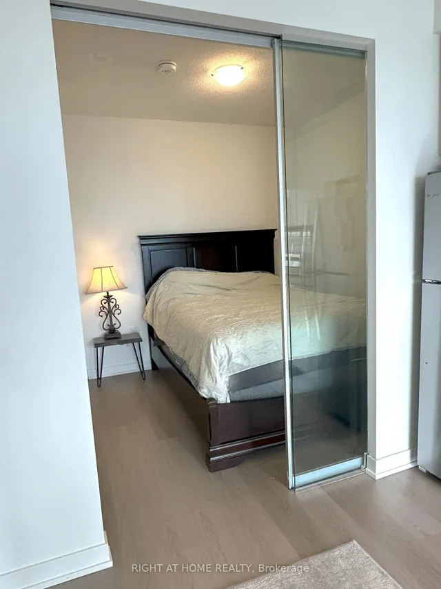 Additional image 12 of 859 The Queensway St Unit 906