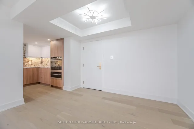 Additional image 7 of 900 Yonge St Unit 902