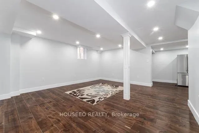 Additional image 21 of 23 Fenflower Crt