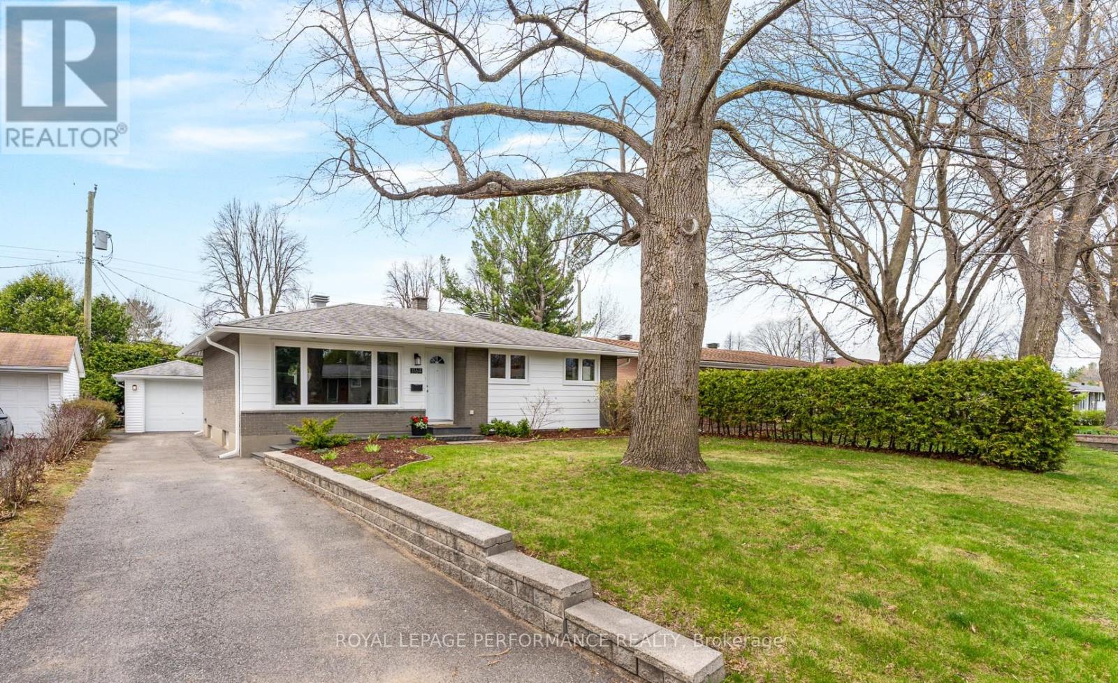 1164 MAYBANK STREET|Ottawa, Ontario K2C2W6