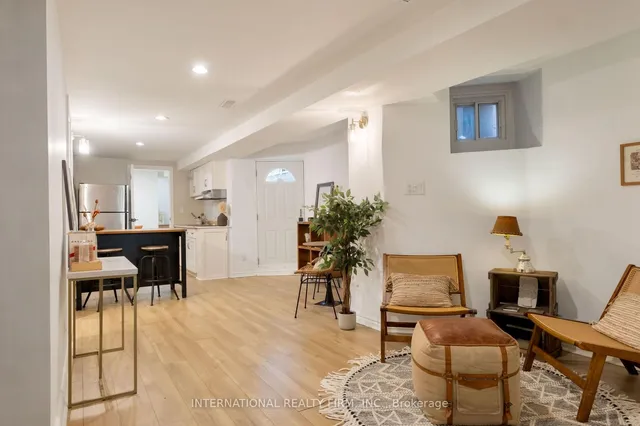 Additional image 40 of 319 Markham St