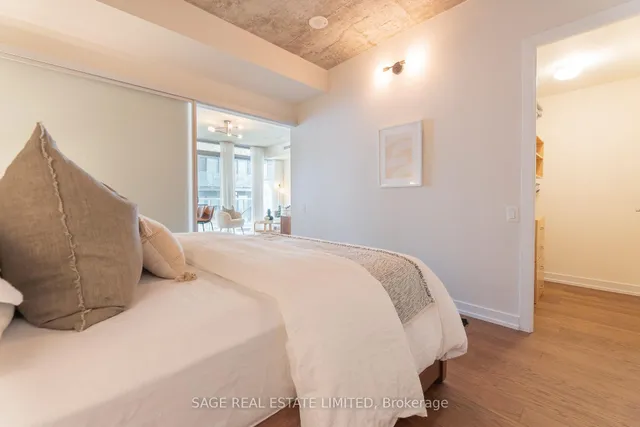 Additional image 13 of 95 Bathurst St Unit 516