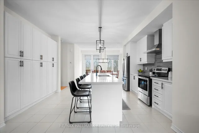 Additional image 17 of 109 Halliford Pl