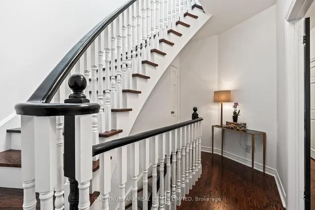 Additional image 19 of 94 Pleasant Blvd