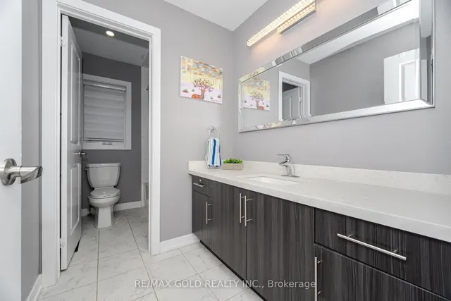 Additional image 36 of 49 Argelia Cres