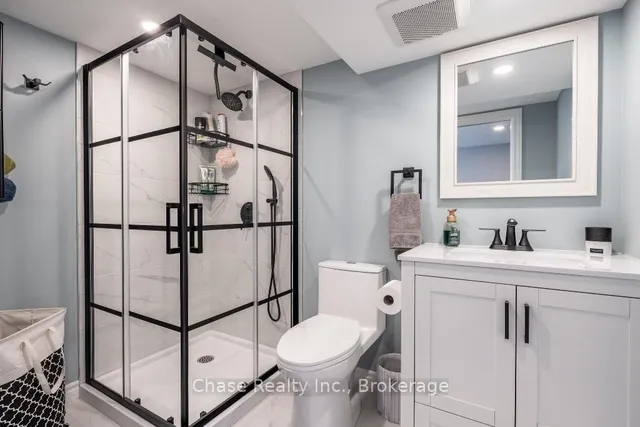 Additional image 35 of 170 West 32nd St