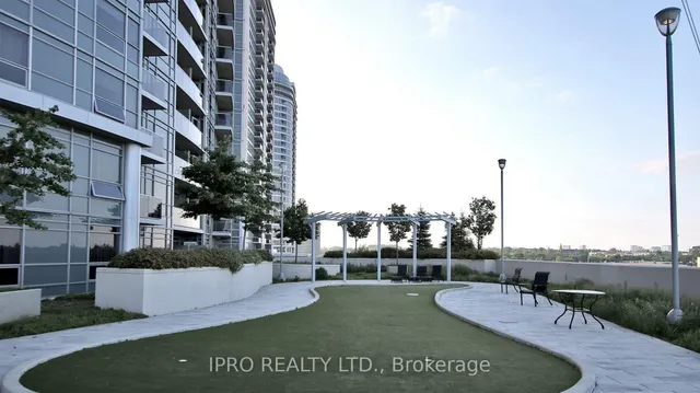 Additional image 49 of 125 Village Green Sq Unit 1606